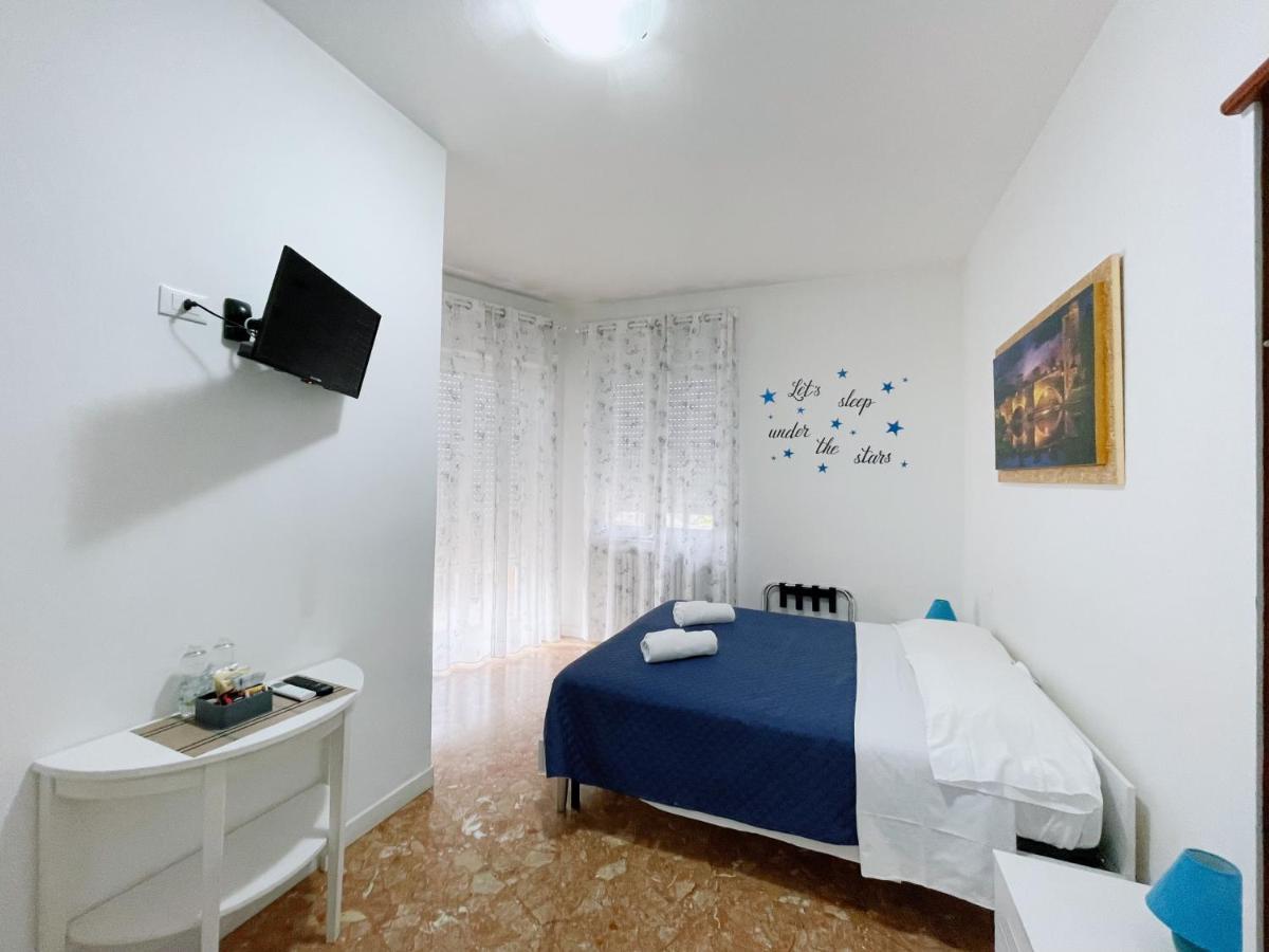 Confortini Rooms Sunday Верона Екстериор снимка