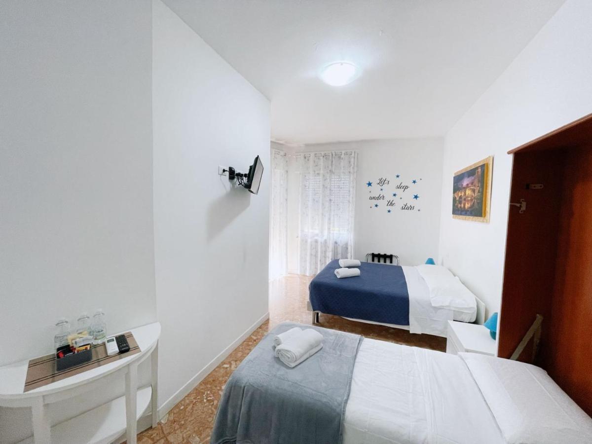 Confortini Rooms Sunday Верона Екстериор снимка