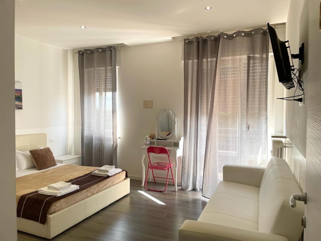 Confortini Rooms Sunday Верона Екстериор снимка