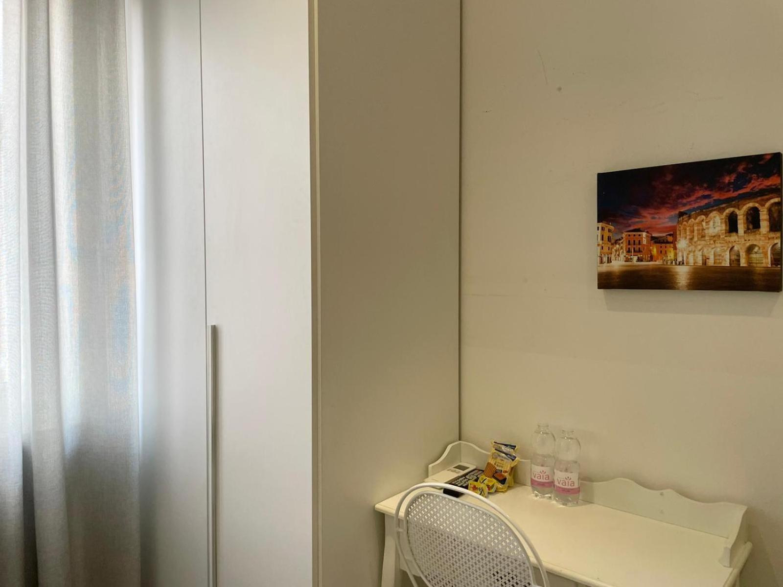 Confortini Rooms Sunday Верона Екстериор снимка