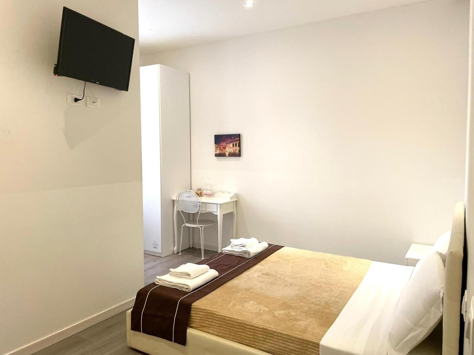 Confortini Rooms Sunday Верона Екстериор снимка